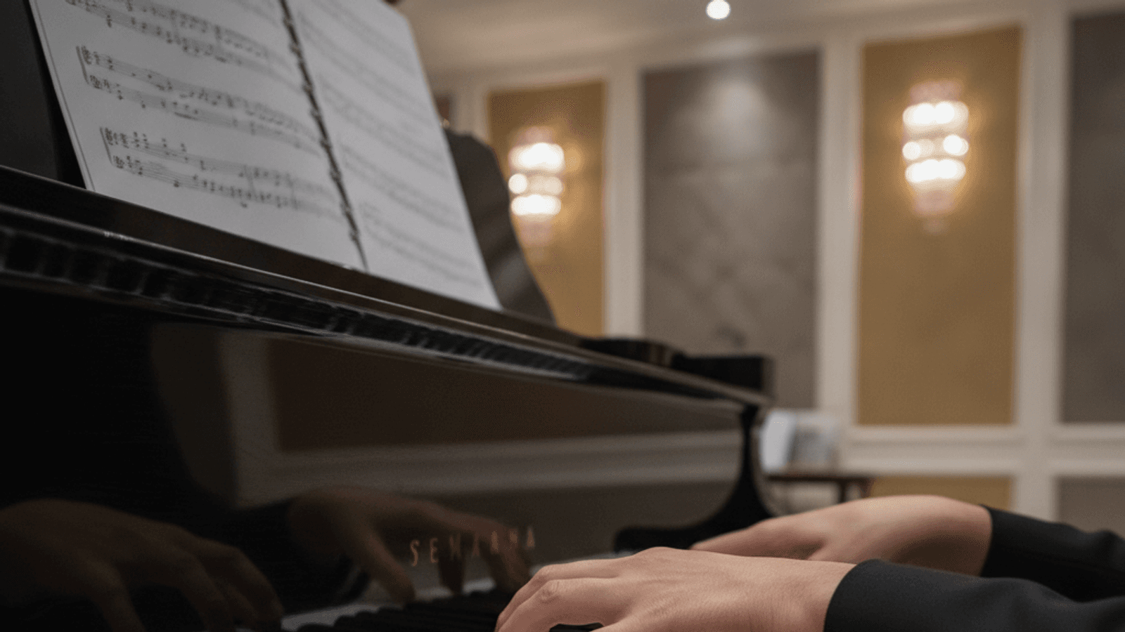 Piano Lessons in Dubai
